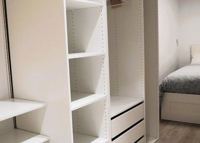 Moderno Apartamento Con Garaje Privado En El Centro De Vigo