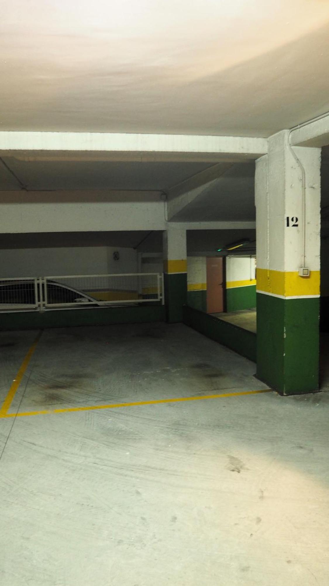 Appartamento Moderno Con Garaje Privado En El Centro De Vigo